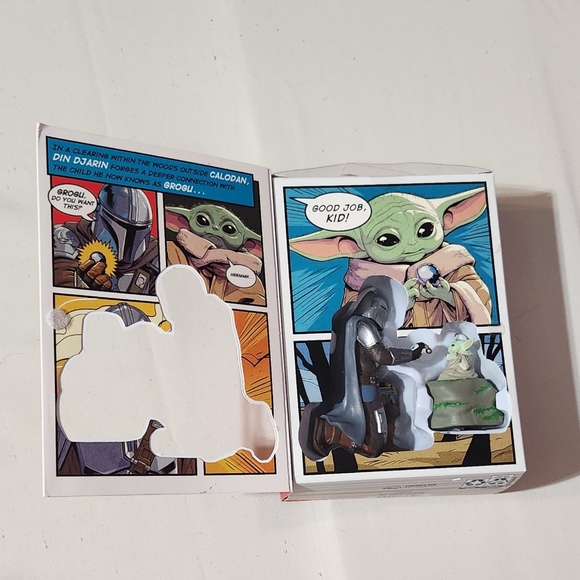 Star Wars Mandelorian Ornament Set NIB - Picture 2 of 3